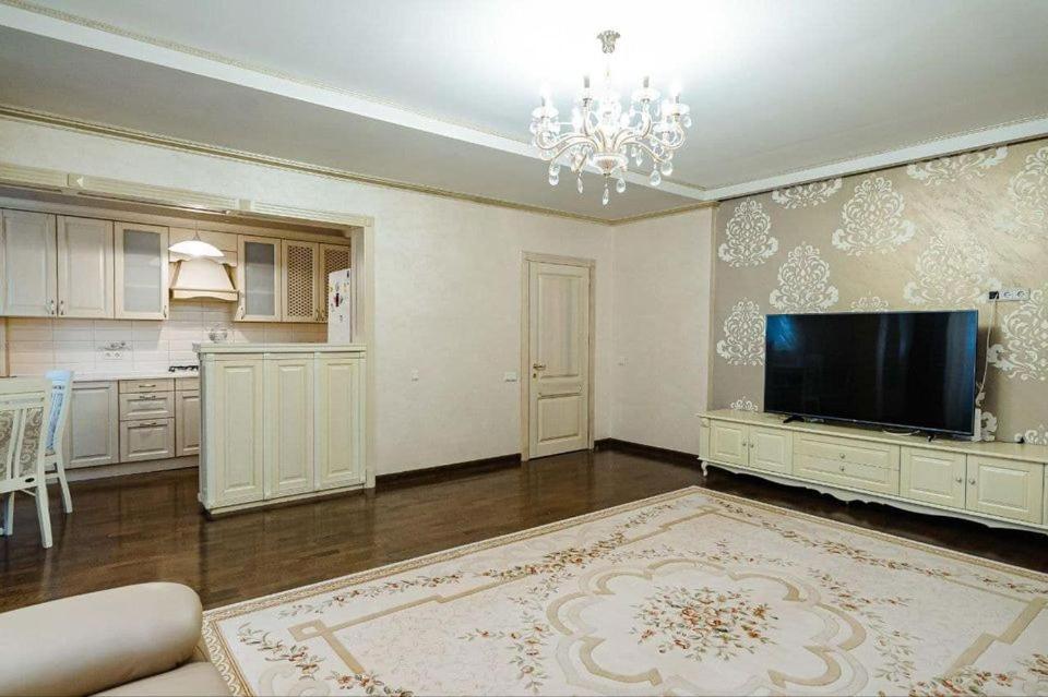 Cathedral Park And Pedestrian Zone Ultracentral Cozy Apartment In Chişinău Extérieur photo